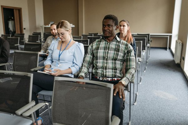 Devenir Franchisé : Guide Complet pour l'Ouverture d'une Franchise Réussie;40Comment Transformer Votre Entreprise en un Leader du Futur ?